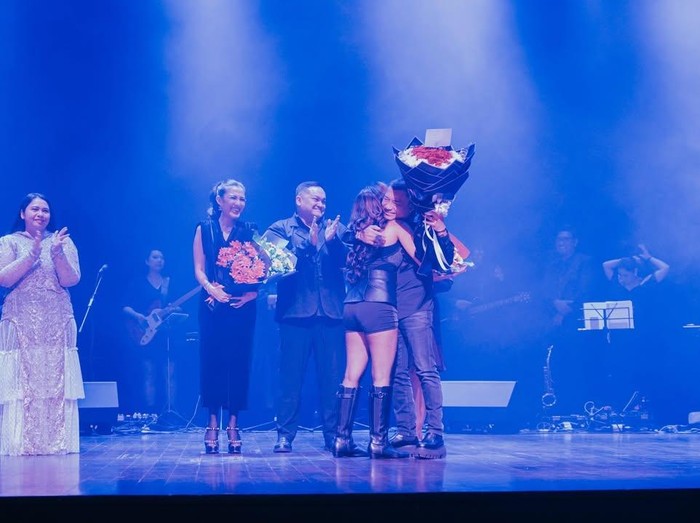 Queennara Konser tunggal Queennara untuk tugas akhir.