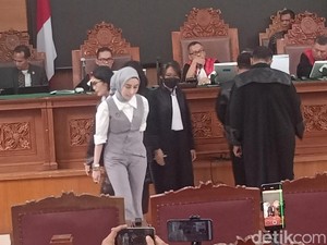 Reza Gladys Lawan Nikita Mirzani, Tegaskan Lagi soal Produk Disebut Gak BPOM