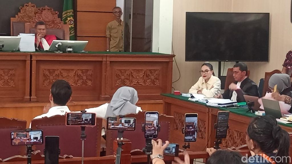 Reza Gladys: Okky Pratama Sarankan Sumpal Mulut Nikita Mirzani dengan Uang