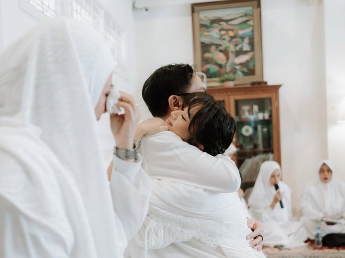 Siti Adira Kania jalani pengajian Siti Adira Kania dalam Instagram miliknya.