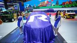 Tak Hanya Mobil, Senyum SPG di GIIAS 2025 Juga Curi Perhatian