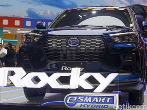 Daihatsu Rocky Hybrid Sudah Meluncur, Toyota Nggak Mau Bawa Raize Hybrid?