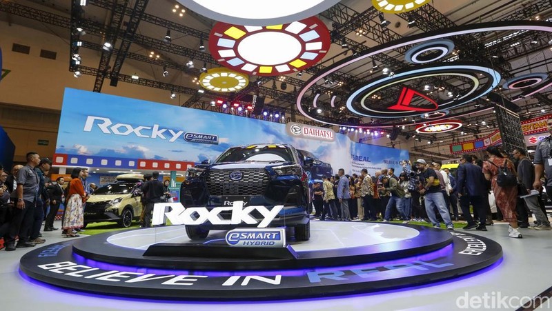 Konsumsi BBM Daihatsu Rocky Hybrid: Tarikan Nggak Pelit, Tetap Irit