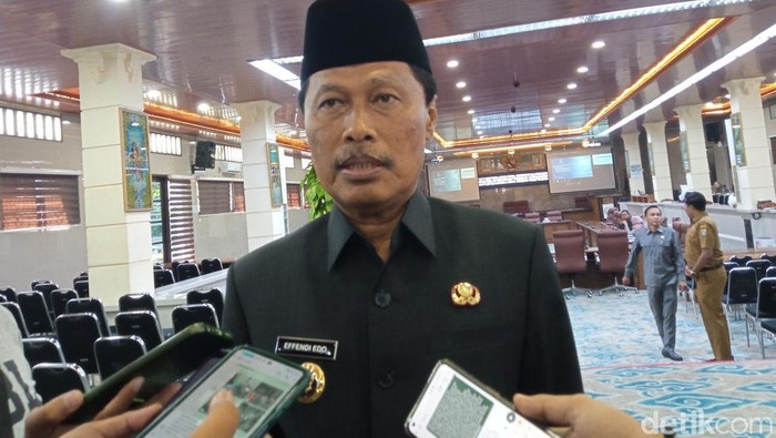Wali Kota Cirebon, Effendi Edo