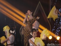 Meriahnya detikJateng-Jogja Awards 2025, Yeni Inka Bikin Semua Ikut Bergoyang