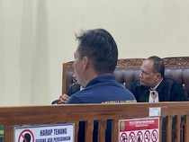 Video 2 Eks Polisi Pembunuh Tahanan di Jambi Divonis 15 Tahun Bui
