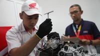 Memasuki penyelenggaraan ke-29 sejak pertama kali digelar pada tahun 1992, ajang ini menjadi wadah uji kompetensi sekaligus apresiasi bagi para teknisi dan service advisor Honda terbaik dari seluruh penjuru Indonesia. 