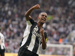 Ditolak Gabung Skuad Newcastle, Alexander Isak Latihan Sendiri