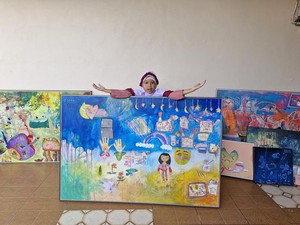 Seniman Cilik Asal Surabaya Berhasil Cetak 50 Karya di Usia Belia