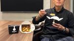 Chef Juna Tampil Keren Saat Masak hingga Belanja Ikan di Tokyo