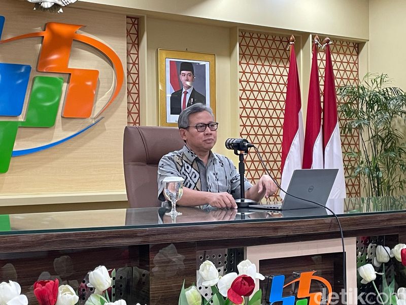 Deputi Bidang Statistik Sosial BPS Ateng Hartono