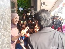 Ibu Kimberly Ryder Geram, Larang Edward Akbar Temui Cucu