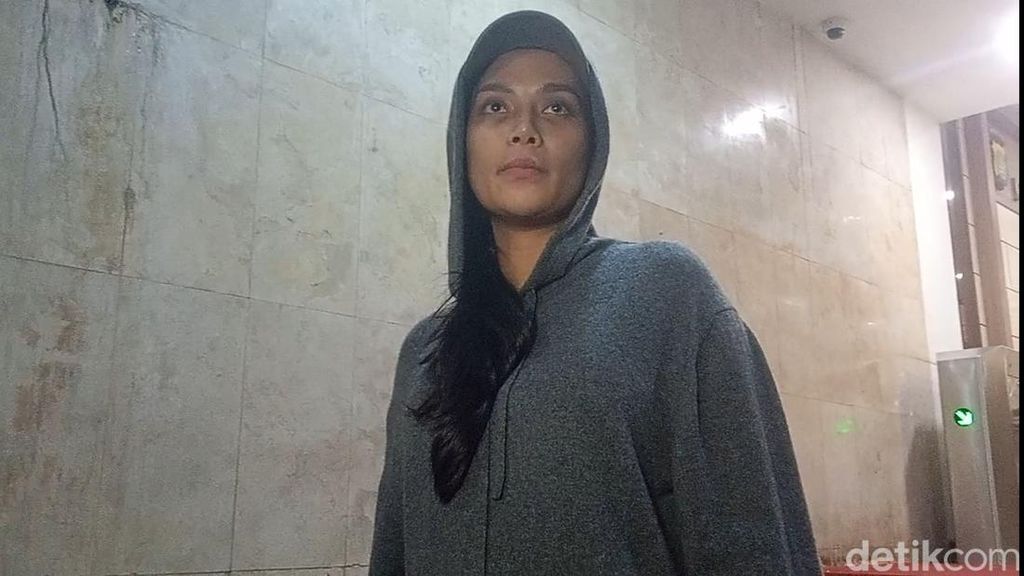 Erika Carlina Akan Melahirkan Anak Pertama 8 Agustus