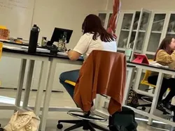 Tanpa Efek atau Editan, Foto Ini Bikin Kamu Melihat Dua Kali