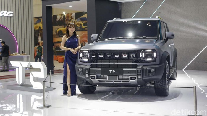 Gagahnya Jetour T2 Mejeng di GIIAS 2025 PT Jetour Motor Indonesia (JMI) mengenalkan mobil off road terbarunya di ajang GIIAS 2025, Jumat (25/7/2025). Jetour T2 yang dibawa ke GIIAS 2025 sudah menggunakan setir kanan atau sesuai pasar Indonesia.