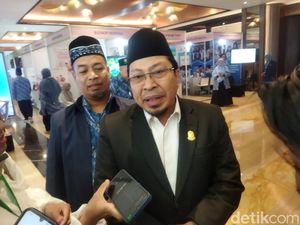 DPP Rombak Struktur PKS Sulsel: Anwar Ketua DPTW, Sri Rahmi Sekretaris MPW