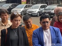 Kimberly Ryder dan Edward Akbar Berunding Bagi Aset Usai Cerai
