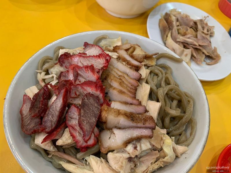 Kuliner di Pasar Puri Indah