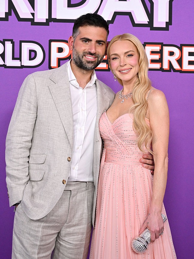 Aktris 39 tahun ini membawa serta sang suami, Bader Shammas, yang mendampinginya di red carpet. Foto: FilmMagic/Axelle/Bauer-Griffin