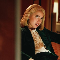 Film 18+ di Netflix yang Punya Cerita Berkelas Gak Cuma Sensasi