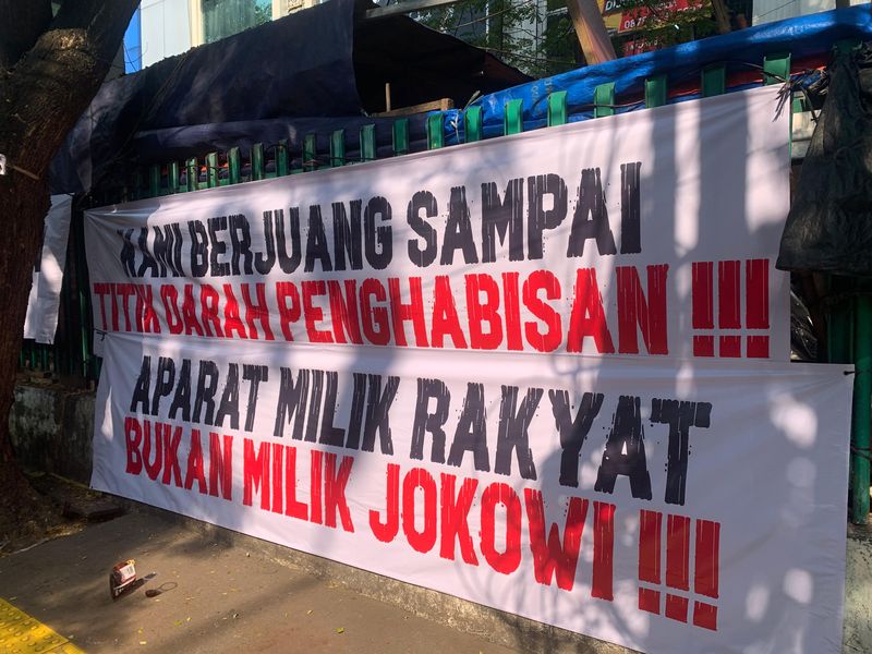 Massa pendukung Hasto demo di depan PN Jakpus (Mulia/detikcom)