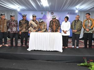 Mendes Teken MoU dengan UB, Gelar Rembuk Desa di Bojonegoro