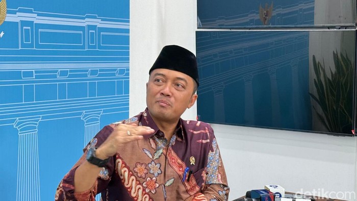 Mensesneg Prasetyo Hadi