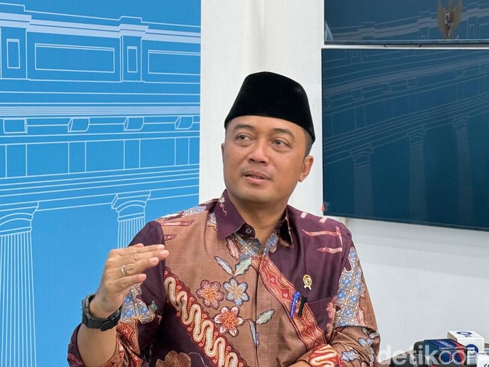 Mensesneg Prasetyo Hadi