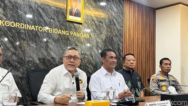 Beras Oplosan Tak Ditarik dari Peredaran, Zulhas Minta Harga Diturunkan