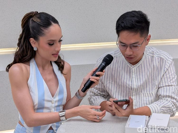 Serunya Unboxing Oppo Reno 14 Bareng Cinta Laura