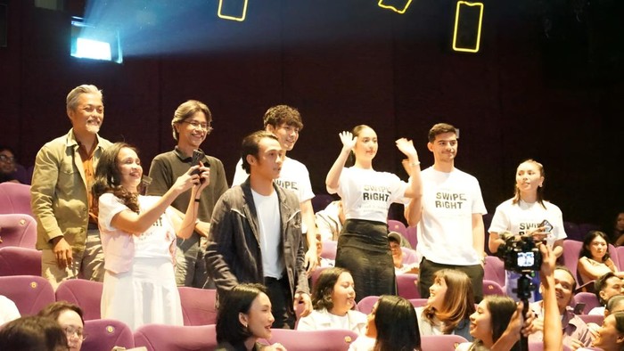 WeTV Indonesia hadirkan serial Swipe Right, menggabungkan komedi dan romansa. Kisah nyata perempuan yang berjuang menentukan pilihan hidup.
