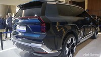 Dinamakan i2C, mobil listrik konsep ini diluncurkan di ajang Gaikindo Indonesia International Auto Show (GIIAS) 2025.  