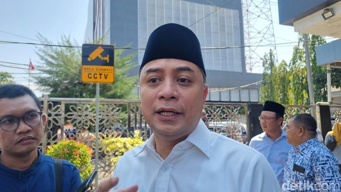 Walkot Surabaya Eri Cahyadi.