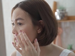 Pori-Pori Wajah Terlihat Besar? Ini Cara Menyamakannya Menurut Ahli Kulit