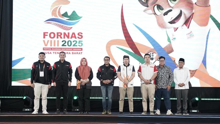 Festival Olahraga Nasional (FORNAS) VIII 2025 telah dibuka. FORNAS menjadi mementum ruang temu antara olahraga, budaya, dan ekonomi kreatif.