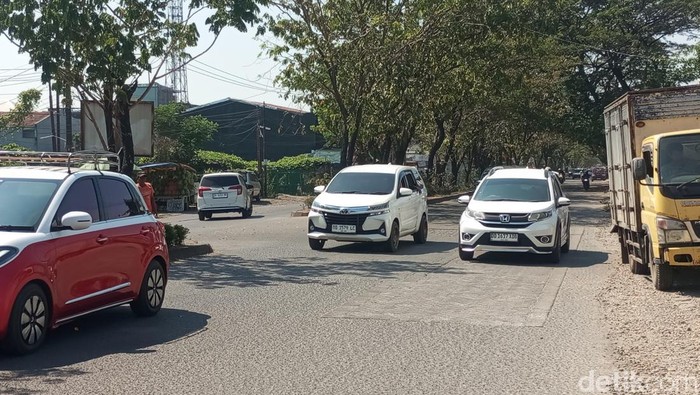 Jalan Hertasning Makassar akan diperbaiki mulai tahun ini.