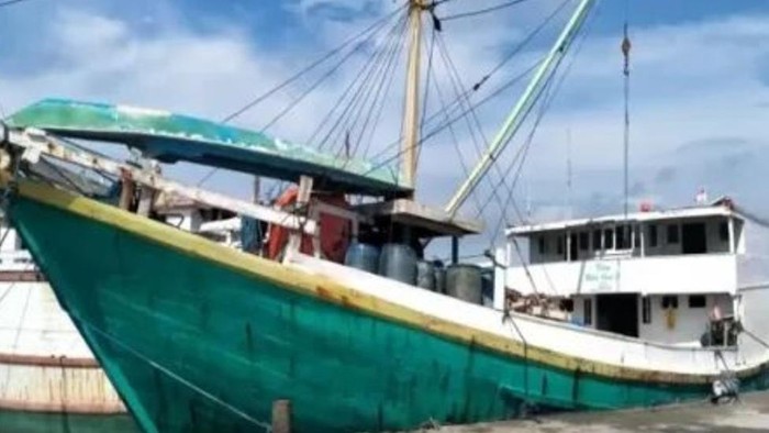 KM Mulya Abadi GT 171 yang sebelumnya dilaporkan hanyut di perairan Kabupaten Kepulauan Selayar.