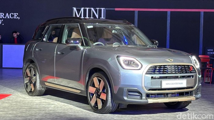 MINI Countryman Rakitan Indonesia Mulai Dipajang di GIIAS 2025.