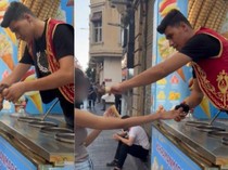 Pelecehan! Penjual Es Krim Turki Taruh Cone Es Krim di Dada Wanita