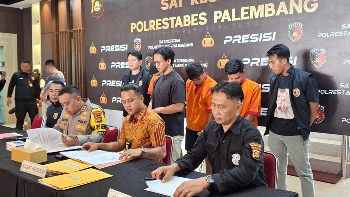 Polisi ringkus 3 pelaku pencurian tower di, beda TKP-1 jaringan.