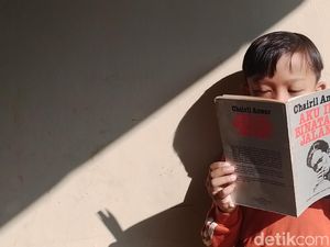 Hari Puisi Indonesia 26 Juli, Mengenal 3 Penyair Populer dan Karyanya