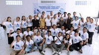 “Saya ingin ajak teman-teman jaga laut kita, sebab laut lestari = masa depan kami!” kata Yufen, Peserta asal Alor. Antusiasme menguar saat peserta belajar teknik riset lapangan langsung dari ahli Konservasi Indonesia.Foto: (Dokumentasi Konservasi Indonesia)