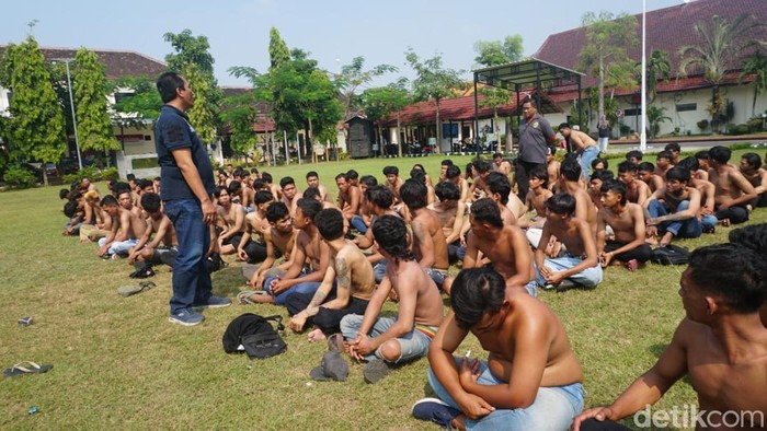 183 pemuda pesta Batandos diamankan di Polres Jombang