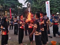 Permainan Bola Api Boles Sukabumi Pecahkan Rekor MURI