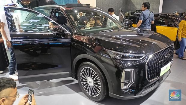 Chery merilis Tiggo 9 CSH (Chery Super Hybrid), SUV plug-in hybrid yang mampu menempuh jarak ribuan Km dalam sekali pengecasan. (CNBC Indonesia/Ferry Sandi)