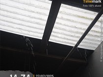 Cerita Warga Boja Diguyur Hujan Es, Atap Rumah Sampai Bocor