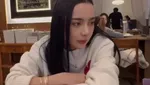 Pesona Wika Salim Saat Afternoon Tea dan Makan Burger