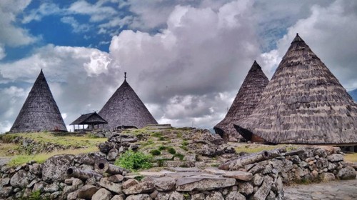 Kampung Adat Todo di Desa Todo, Kecamatan Satarmese Utara, Manggarai. (Dok. pemandu wisata lokal, Aleksander Lamang)