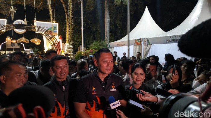 Menko AHY diwawancarai setelah membuka Fornas ke VIII NTB tahun 2025 di Mataram, Sabtu malam (26/7/2025).