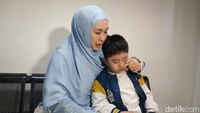 Dirangkum dari berbagai sumber, Sindrom Prader-Willi adalah kelainan genetik langka yang memengaruhi berbagai fungsi tubuh, termasuk perkembangan fisik dan kognitif. (Foto: Febri/detikHOT)